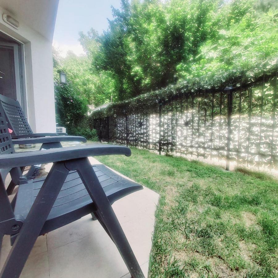 Saint Nicholas Varna Lovely 2 Bedroom Apartment With Sunny Garden ภายนอก รูปภาพ