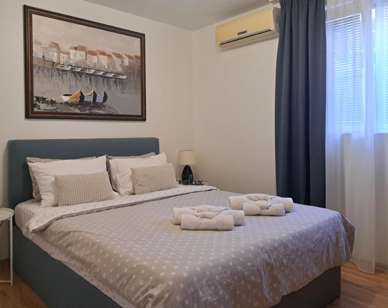 Saint Nicholas Varna Lovely 2 Bedroom Apartment With Sunny Garden ภายนอก รูปภาพ